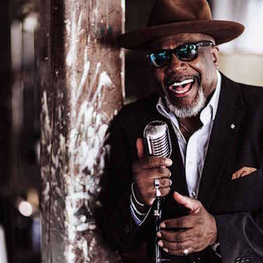 Große Bluesrevue zum 40. Jubiläum des Jazz und Folk Cuxhaven e.V.! Gregor Hilden featuring Big Daddy Wilson, Deborah Woodson und Thomas Feldmann